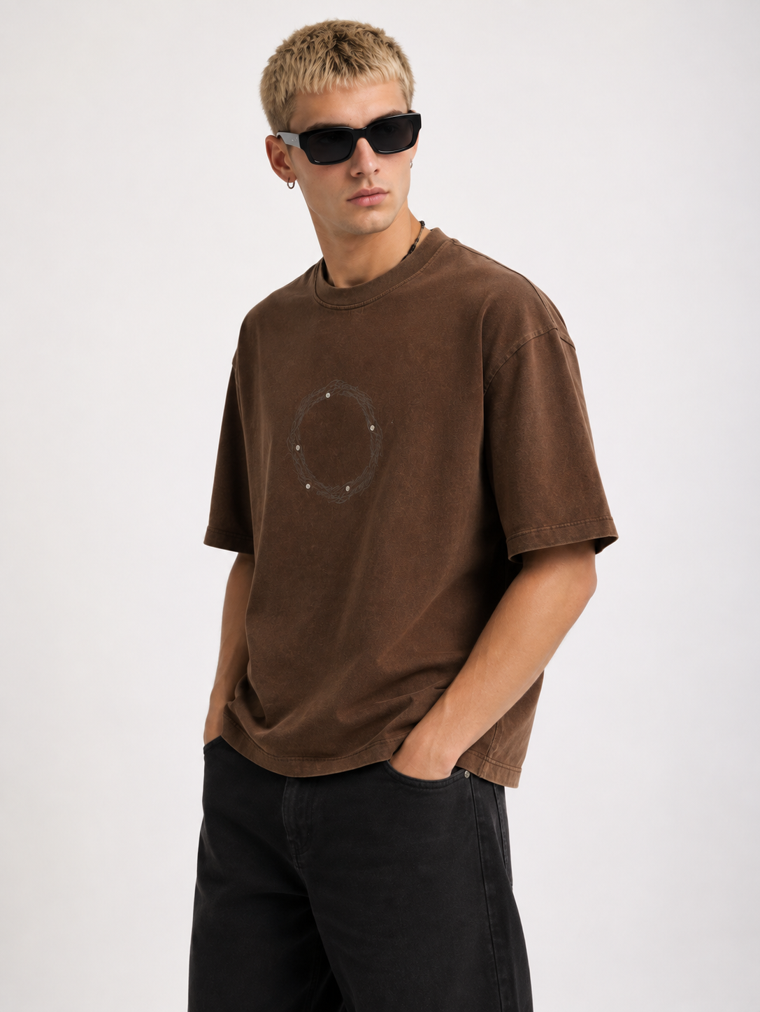 Thorn Circle Wreath T-Shirt – Brown Washed Cotton Tee
