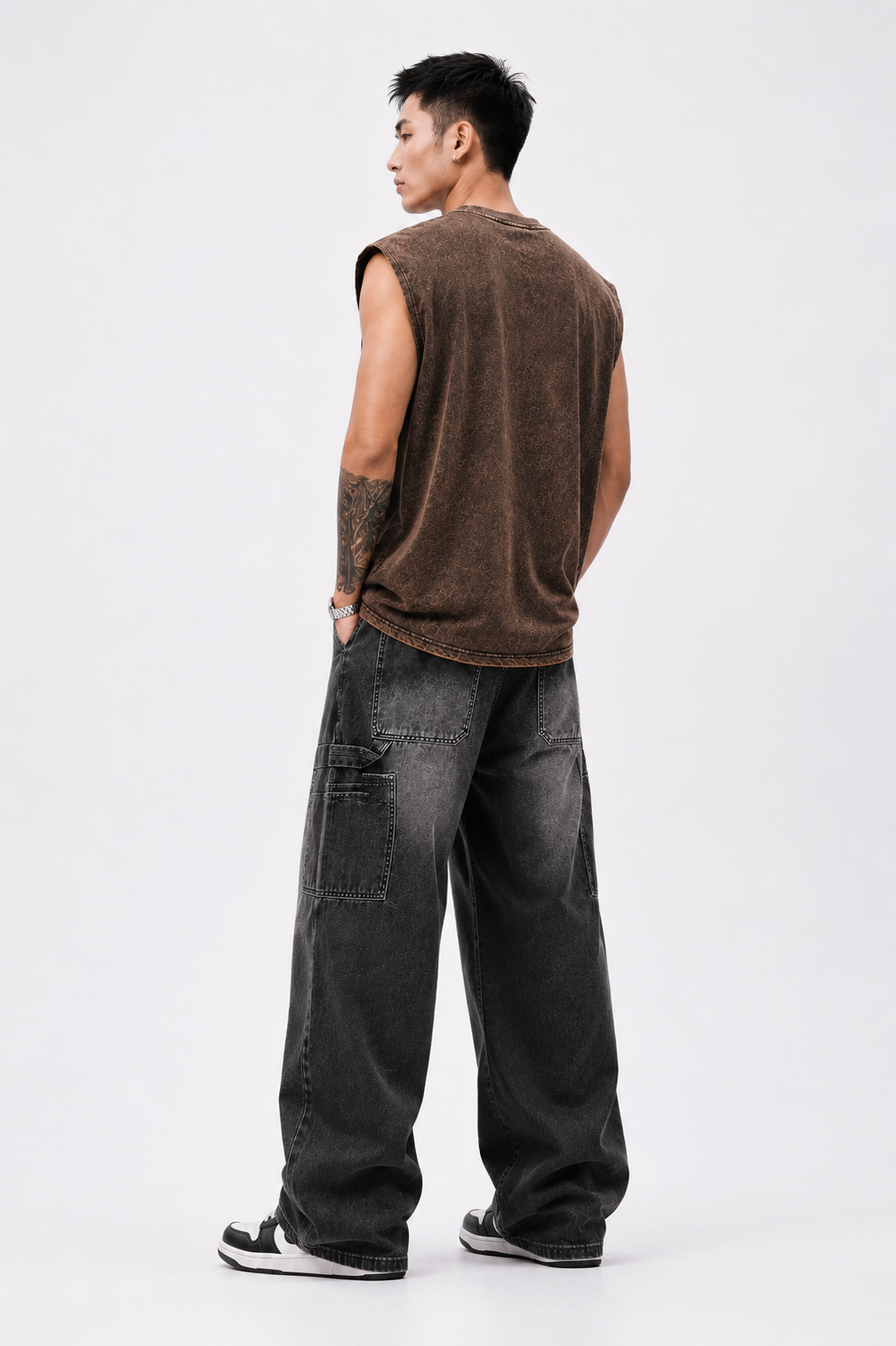 Rustic Spike Graphic Acid Wash tank top