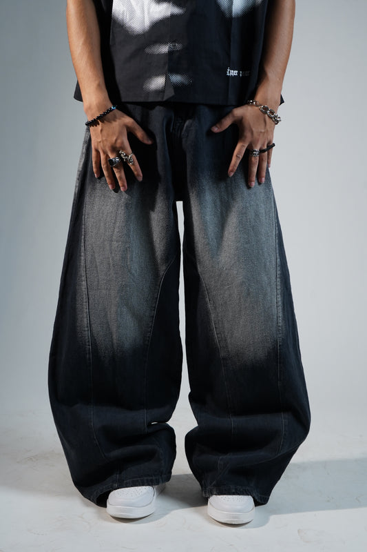 Dark wash with heavy fading effect jeans