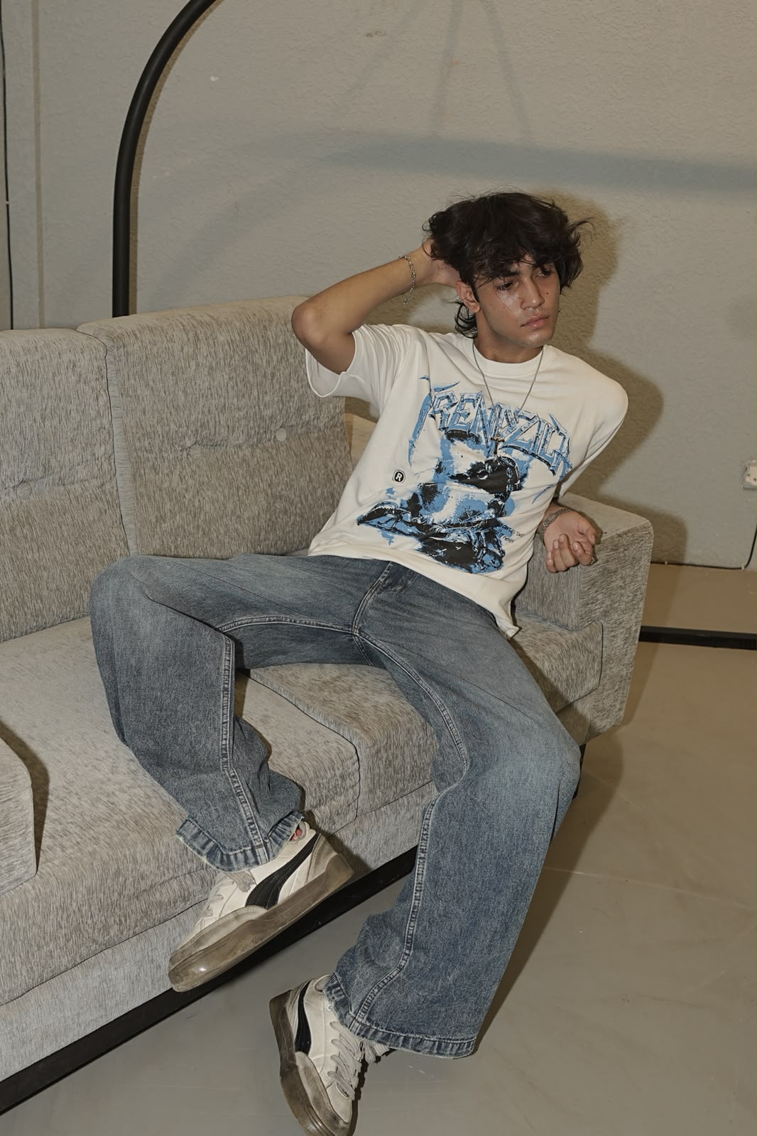 White Scorpion Graphic Oversized T-Shirt | Trendzila