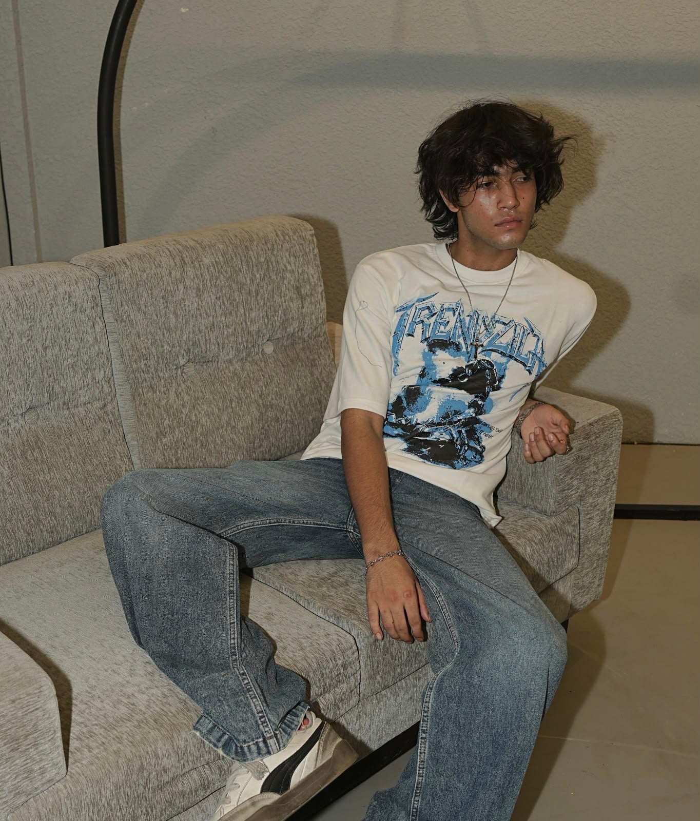 White Scorpion Graphic Oversized T-Shirt | Trendzila