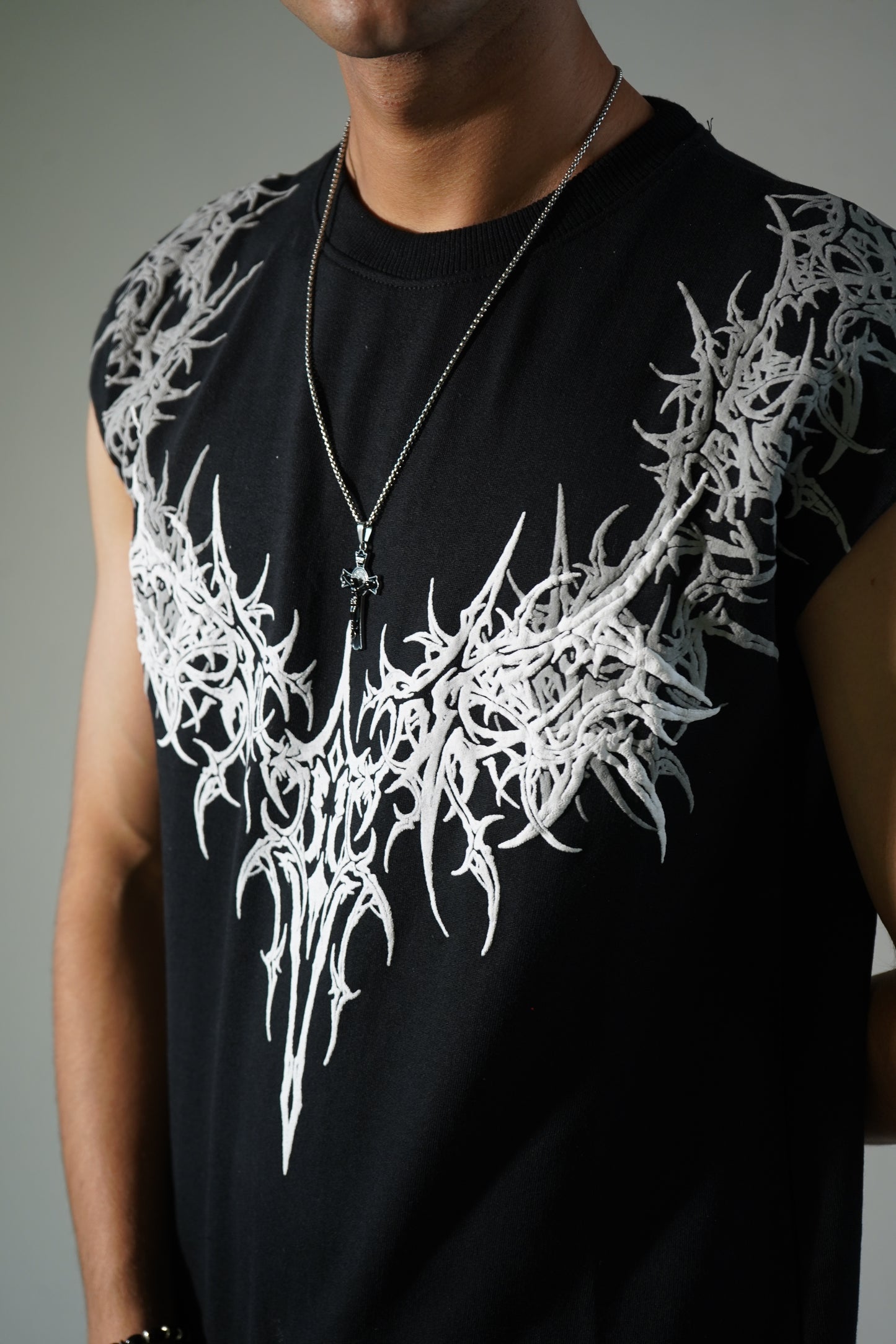trible graphic cut off tee